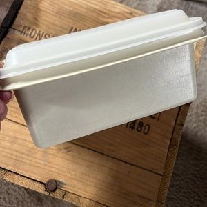 Vintage Tupperware ice cream container. This is brand new!!! Storage container